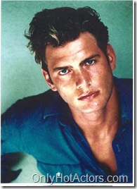Ryan McPartlin (2)