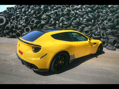 Ferrari FF Images