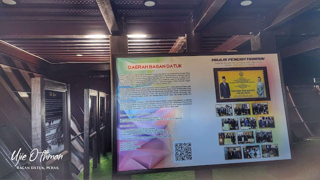 Replika bahtera Bagan Datuk