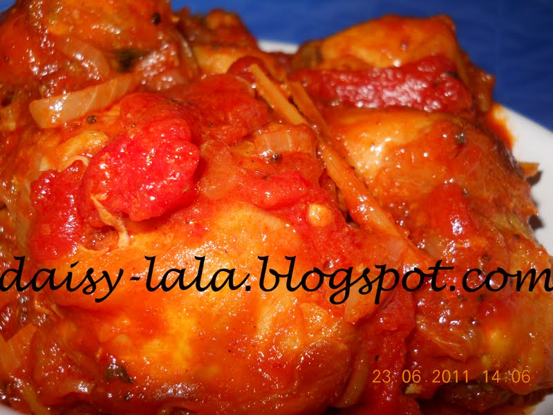 Daisy-lala: Ayam Masak Tomato