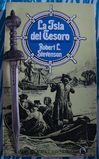 Portada del libro La isla del tesoro, de Robert L. Stevenson