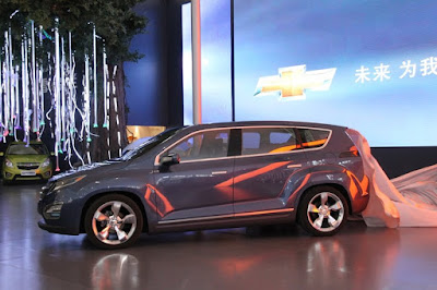 2010 Chevrolet Volt MPV5 concept in gray colour