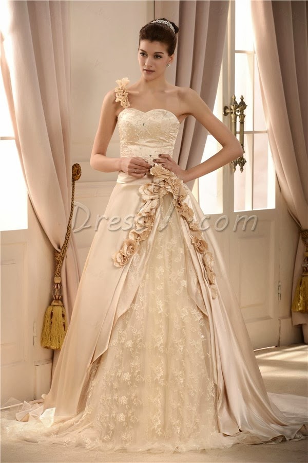 Choose your wedding  dress  color  according your skin  color 