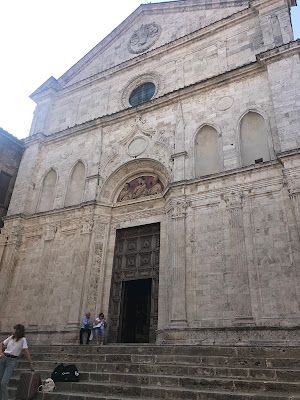 foto da fachada da Igreja de Santo Agostinho