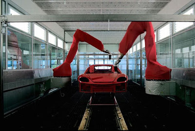 inside ferrari plant 16 Proses Pembuatan Sebuah Mobil Ferrari