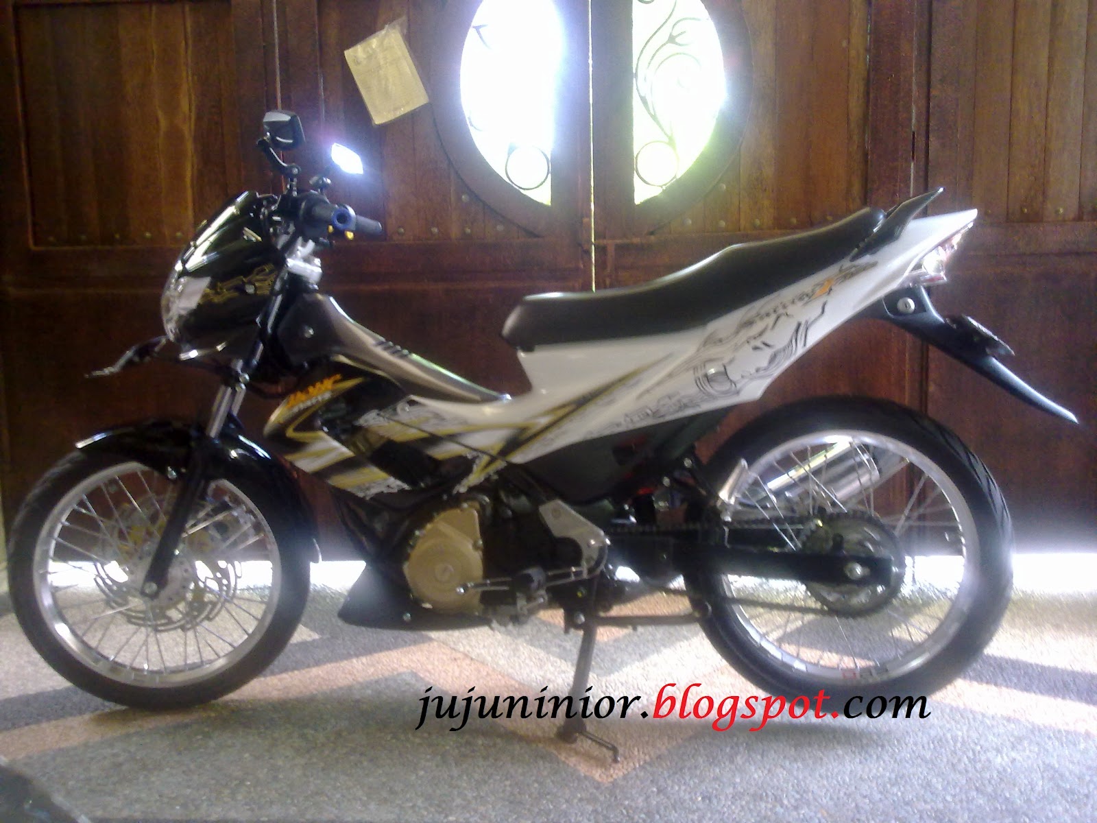 ARETHIS Pasang Velg Jari Jari Di Satria Fu