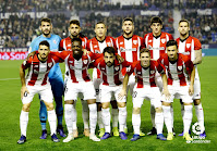 ATHLETIC CLUB DE BILBAO - Temporada 2018-19 - Herrerin, Noloskain, De Marcos, Unai Núñez, San José e Íñigo Martínez; Aduriz, Iñaki Williams, Beñat, Muniain y Ganea. LEVANTE U. D. 3 (Chema, Campaña, Roger) ATHLETIC CLUB DE BILBAO 0. 03/12/2018. Campeonato de Liga de 1ª División, jornada 14. Valencia. Estadio Ciutat de Valencia.