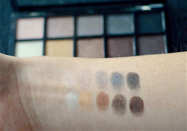 smokey palette swatches