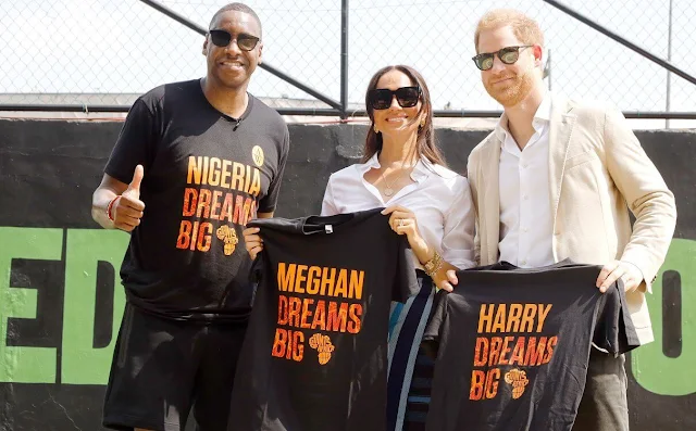 Meghan Markle wore Regalia by FAL wrap skirt, Carolina Herrera yellow silk overlay column gown, Johanna Ortiz