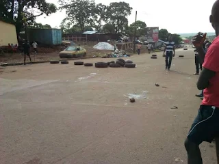 Guinée: Conakry, Hausse du prix du carburant, les jeunes dans les rues par endroit à Conakry 