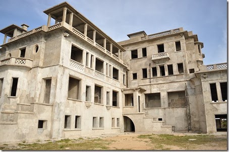 Cambodia_Bokor_Hill_140114_0598