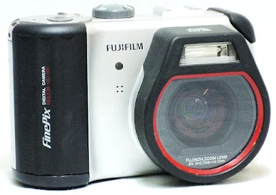 A 35mm Film SLR, 4 Digital CCD Cameras For 2024, FujiFilm BigJob HD-3W