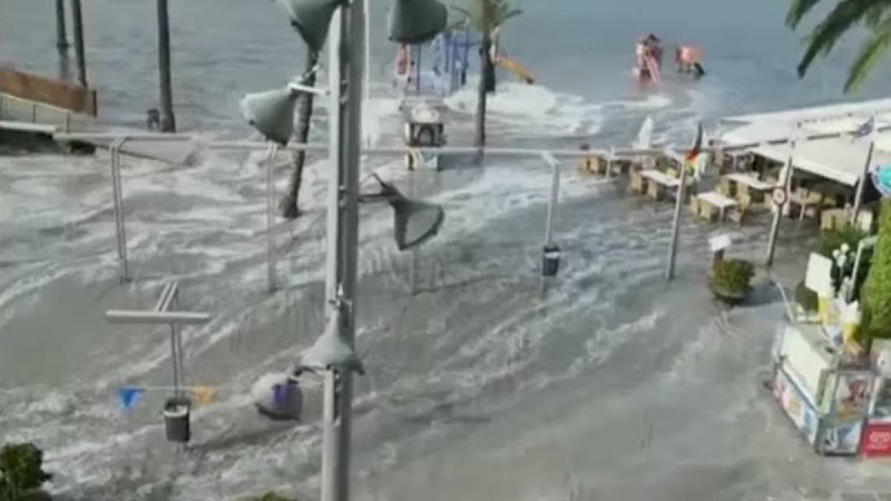 The streets of Alcudia in Mallorca are flooded by mini-tsunami