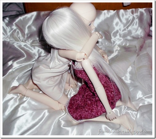 Bjd hug! Bjd hug!
