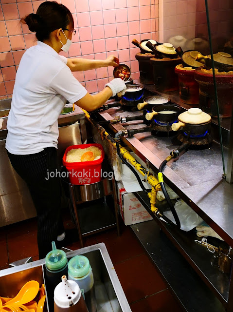 Malaysia-Boleh!-Jurong-Point-Claypot-Chicken-Rice