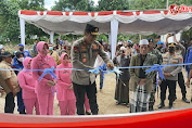 Polda NTB Gelar Bakti Sosial Keagamaan dan Kesehatan di Teluk Gok