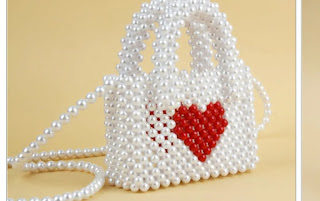 White pearl purse