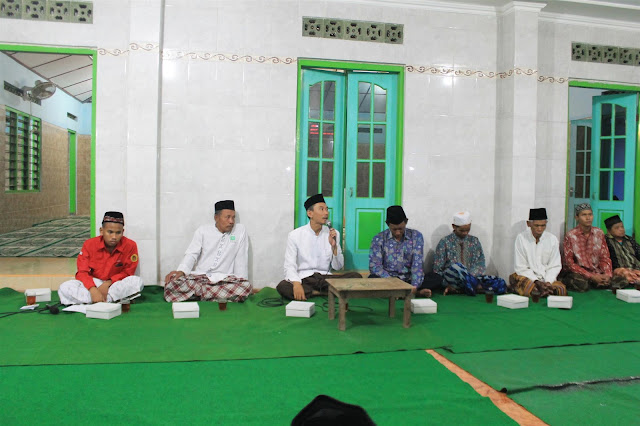 Santunan Yatim Piatu Pengajian Dan Buka Puasa Bersama Di Masjid Aminiin Kentolan Lor Guwosari Pajangan