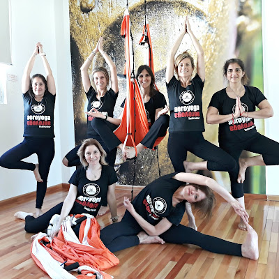 yoga aérien, formation yoga aérien, qu'est-ce que le yoga aérien, qu'est-ce que le pilates aérien, qu'est-ce que le aero yoga, qu'est-ce que le flying yoga