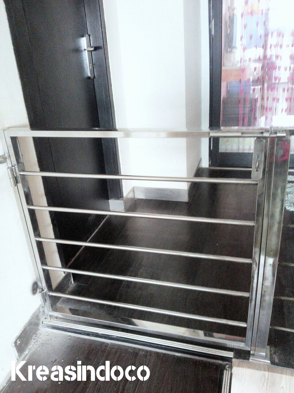 Pintu Tangga Stainless Pemasangan Di Jl Hankam Ragunan