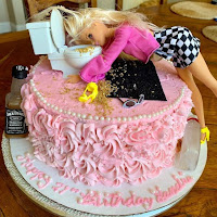 Decoración de tortas de Barbie borracha