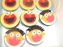 elmo and ernie cupcakes 19.9.09