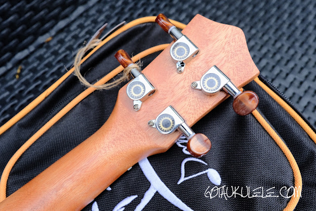 Donner DUC-1 Concert Ukulele tuners