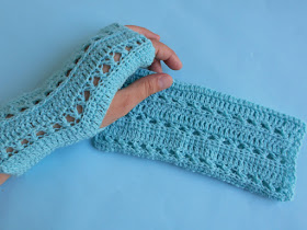 https://crochetcrosiahome.blogspot.com/search/label/Crochet%20Gloves%20Pattern%201