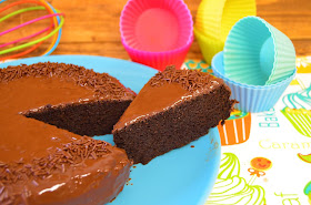 pastel de chocolate con 3 ingredientes, pastel de chocolate que todo el mundo busca, pastel de chocolate viral, pastel de oreo con 3 ingredientes, pastel viral, tarta de chocolate 3 ingredientes, las delicias de Mayte, 