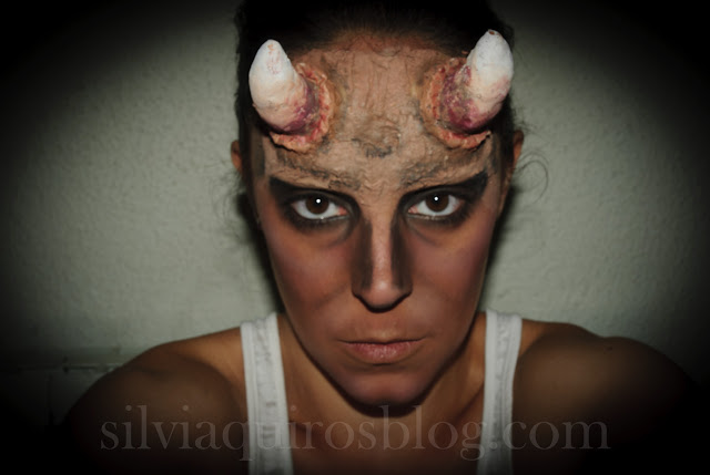 Maquillaje Halloween 4: Diablo con cuernos, Halloween Make-up 4: Debil with horns, special effects, efectos especiales, Silvia Quirós