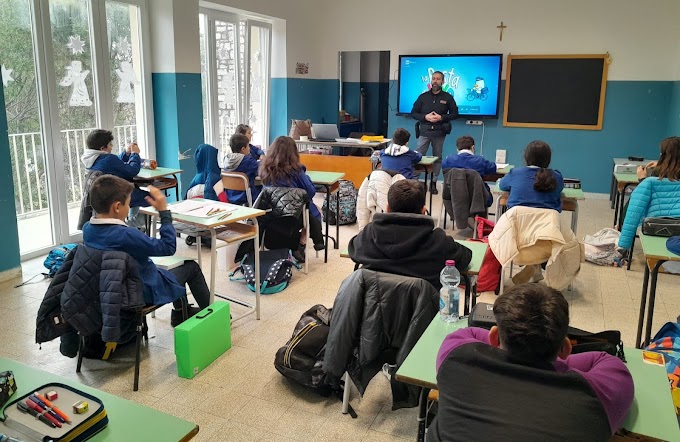 Matera, Progetto “Train to be cool”: la Polizia incontra gli alunni dell’I.C. Pitagora di Metaponto