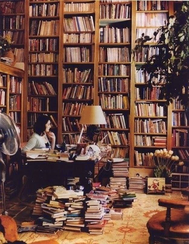 Workspaces Of The Greatest Artists Of The World (38 Pictures) - Nigella Lawson, food writer