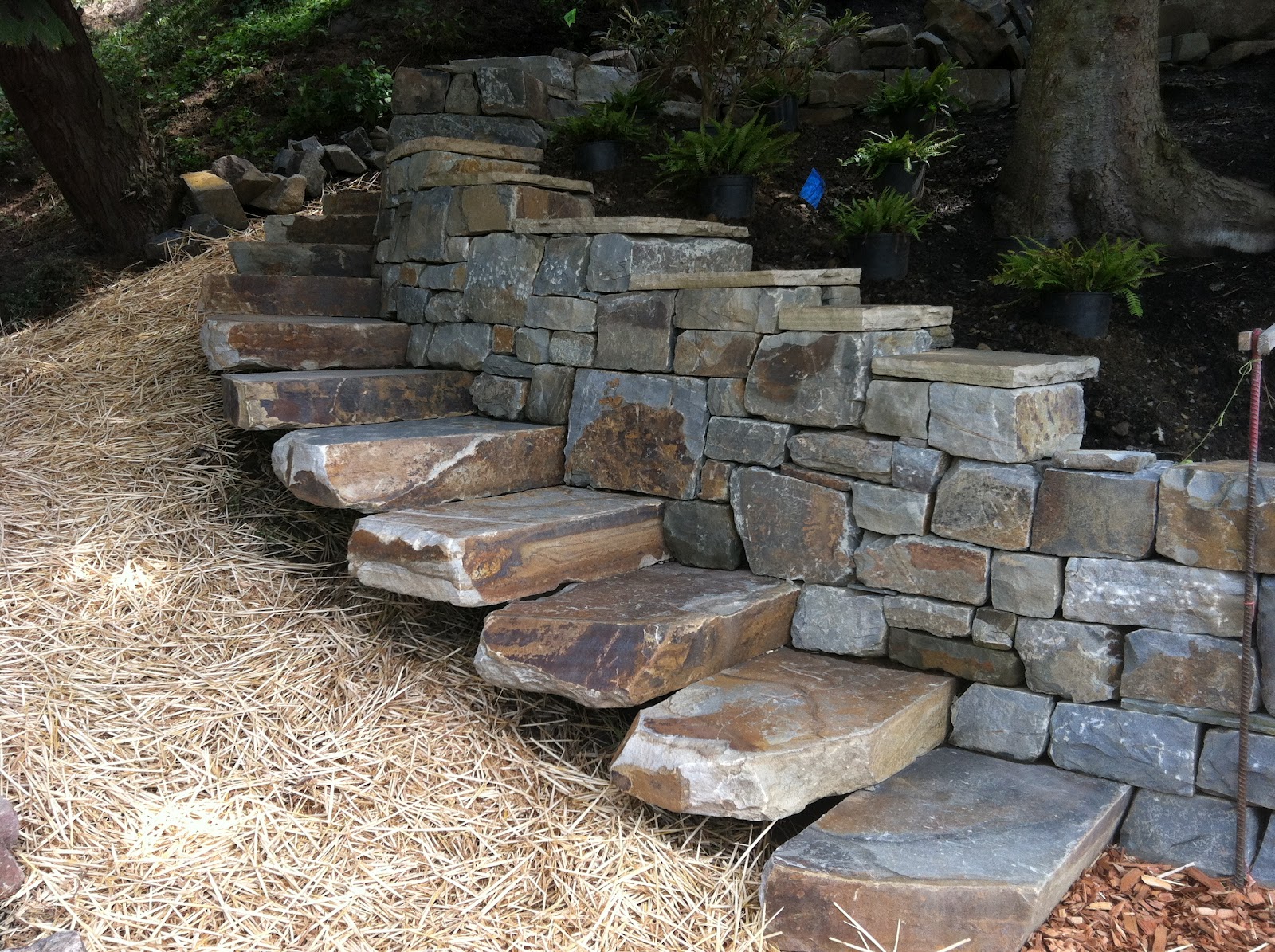 Borrowed Ground &amp; Stone: Dry Stone Gothic Arch project