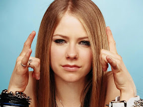 Avril Lavigne Pictures (1)