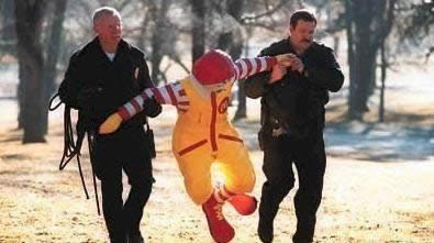 Some Funny Banned Ronald McDonald Pictures (Funny pics)