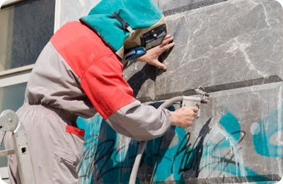 graffiti cleaning