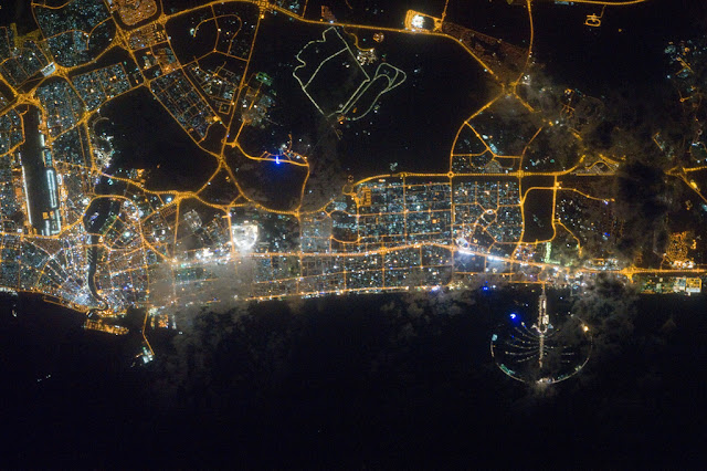 Satellite photo of Dubai and its lights as seen from space