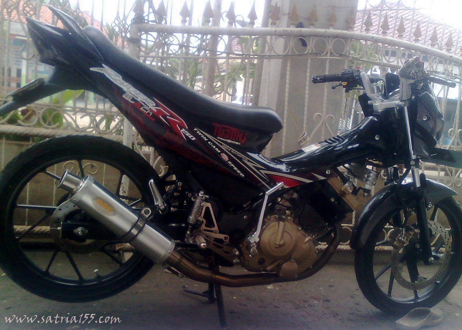  Motor  Satria  Fu 2010 Gambar Modifikasi Motor  Suzuki Satria  