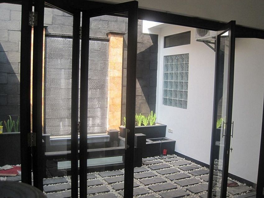  Gambar  Pintu Aluminium  Lipat Yang Unik RUMAHMINIMALISPRO com