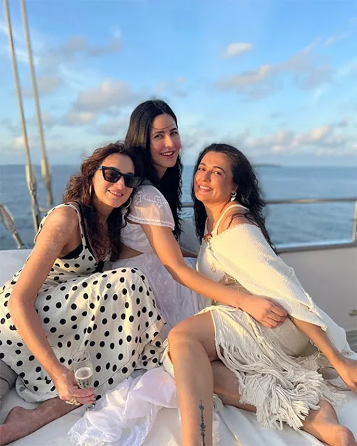 Katrina Kaif had a birthday celebration on the beach: She was seen having fun on the yacht with her, got a special gift