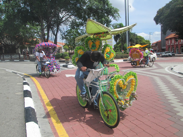 BECA adalah simbol pelancongan Malaka. Ianya bagi kemudahan Pelancong untuk bersiar-siar dalam jarak 1-2 km.