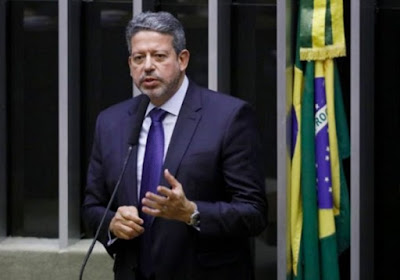 Lira diz que auxílio emergencial de R$ 300 ‘talvez seja o ideal