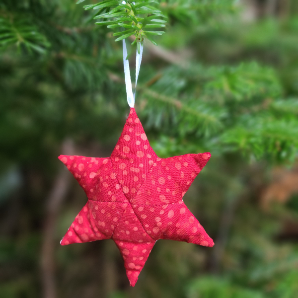 EPP star ornament tutorial | DevotedQuilter.com