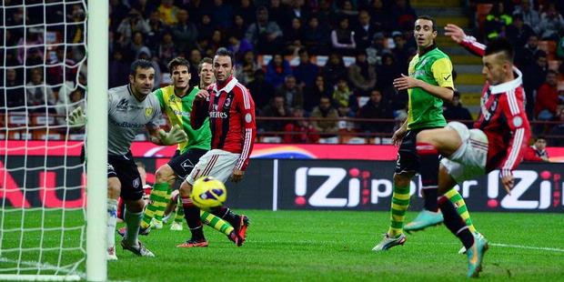 Hasil Pertandingan AC Milan vs Chievo 5-1, 3 November 2012