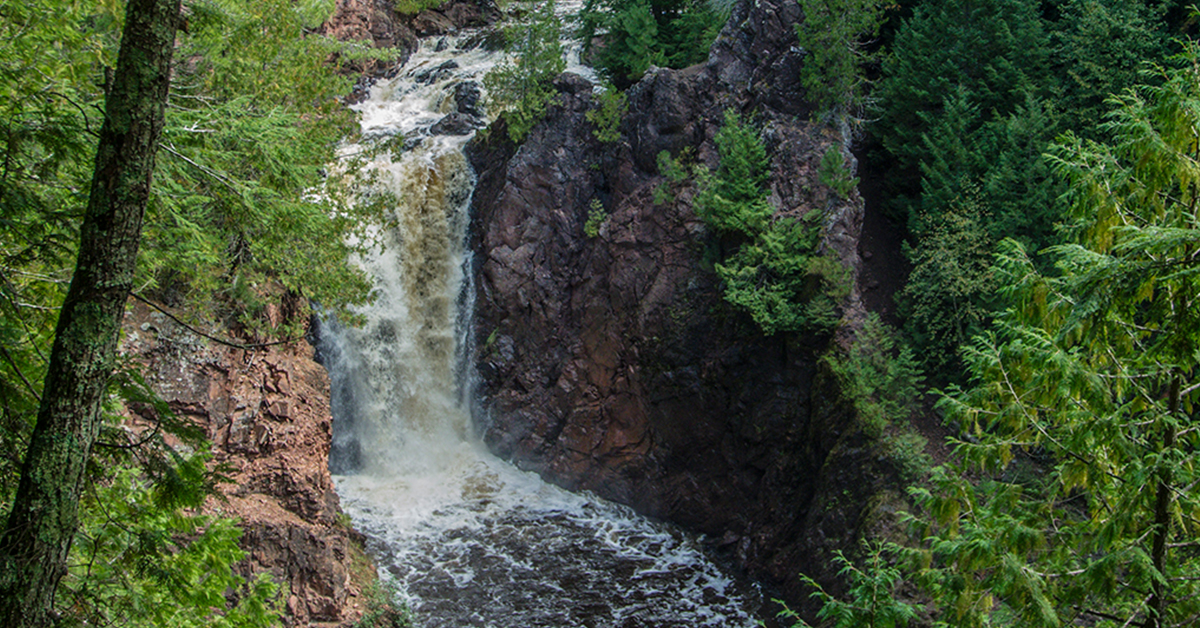 Brownstone Falls at Copper Falls State Park