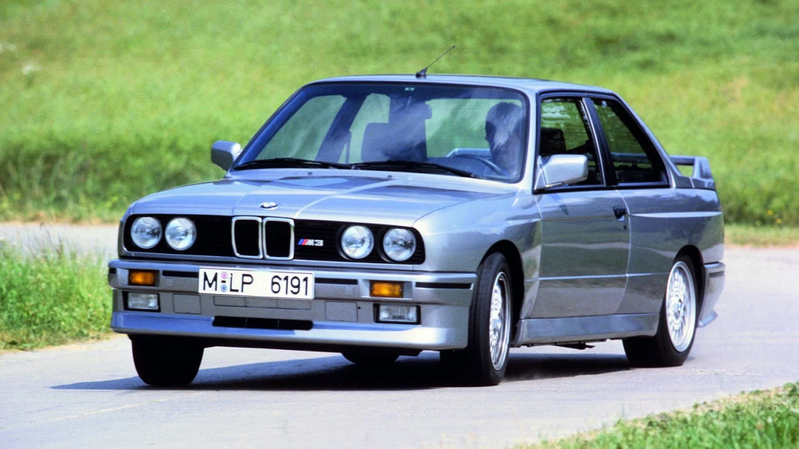 1986-1989 BMW E30 M3