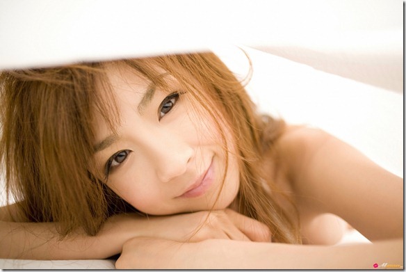 Aki Hoshino Everybody Nice Body_70