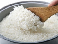 Pernah Masak di Rice Cooker Tapi Nasi Sering Bau dan Cepat Basi? Ini Penyebabnya