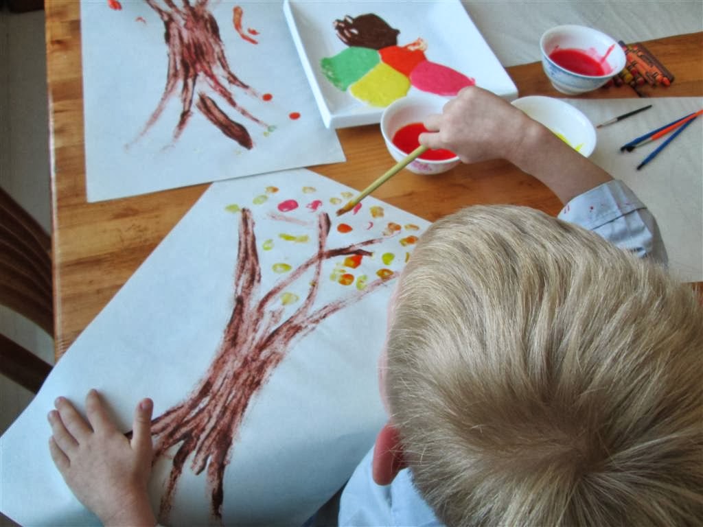 The Do-It-Yourself Mom: Preschool Fall Craft: Fingerprint Pumpkin and Tree