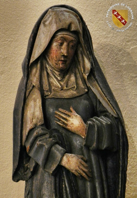 NANCY (54) - Musée lorrain : Vierge au Calvaire (XVe siècle)